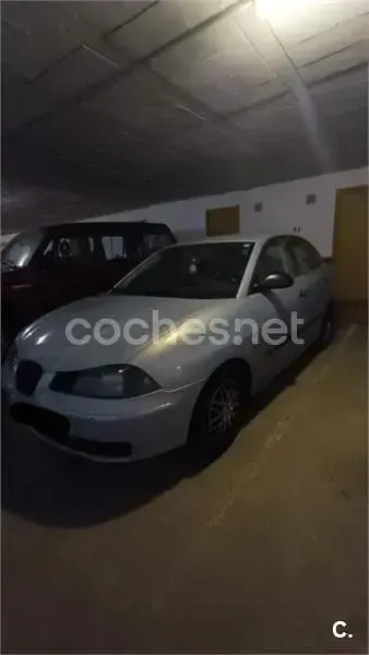 Usado Seat Ibiza Reference 100 CV (73 kW) 2005 Blanco Utilitario
