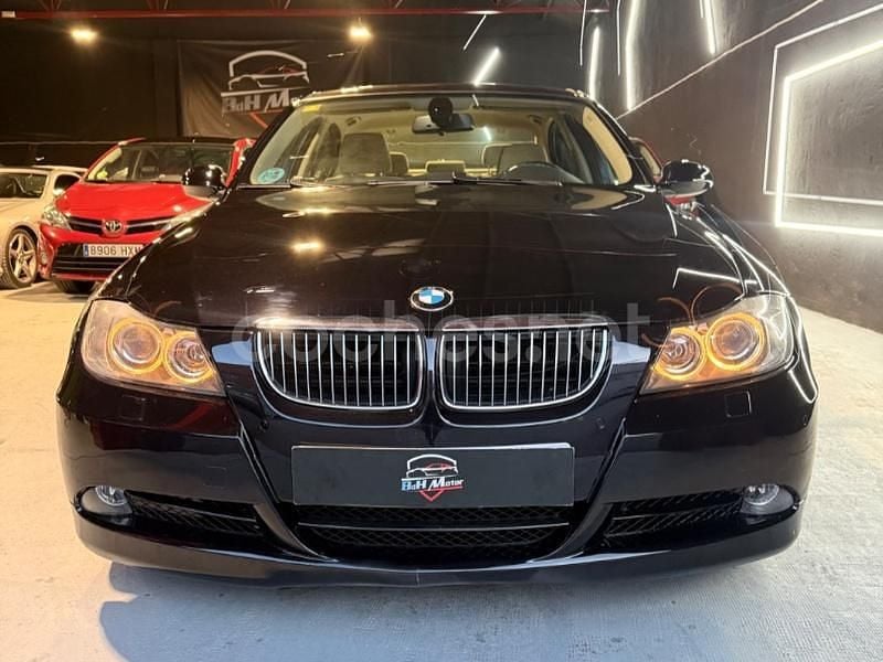 Usado BMW 325 Comfort Edition 218 CV (160 kW) 2008 Negro Berlina