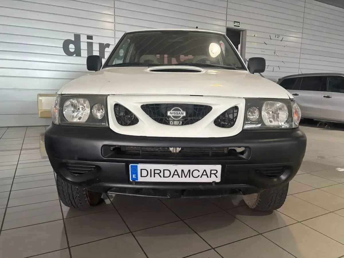 Usado Nissan Terrano 125 CV (91 kW) 2003 Blanco SUV