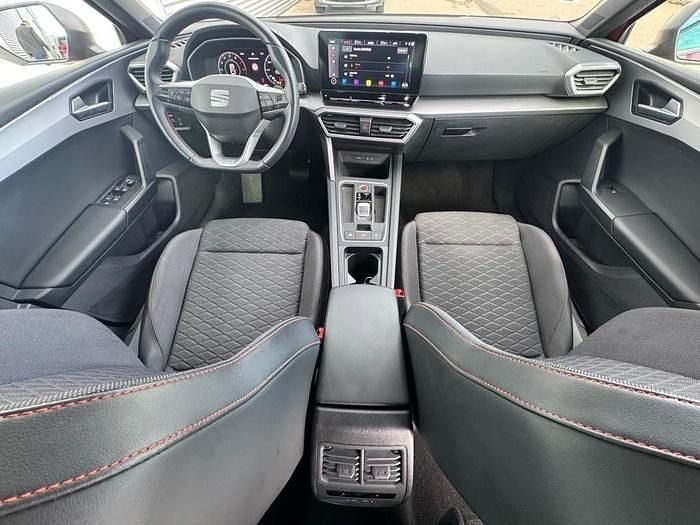 Usado Seat Leon FR 150 CV (110 kW) 2024 Rojo Berlina