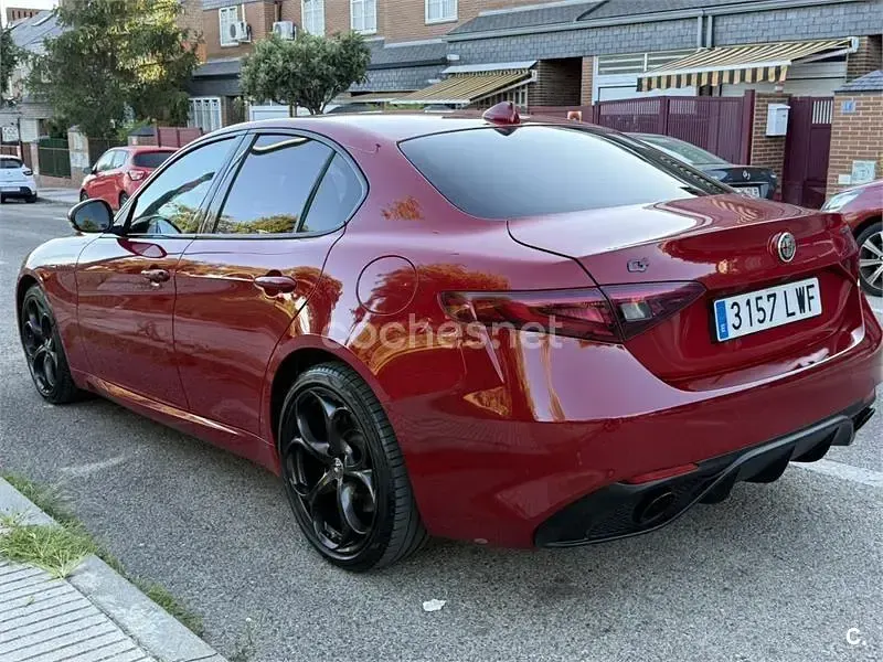 Usado Alfa Romeo Giulia Veloce 210 CV (154 kW) 2022 Rojo Berlina