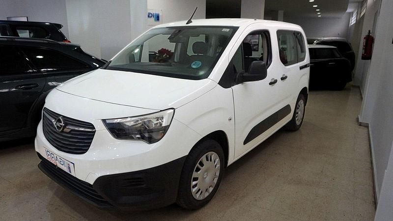 Usado Opel Combo 100 CV (73 kW) 2020 Blanco Monovolumen