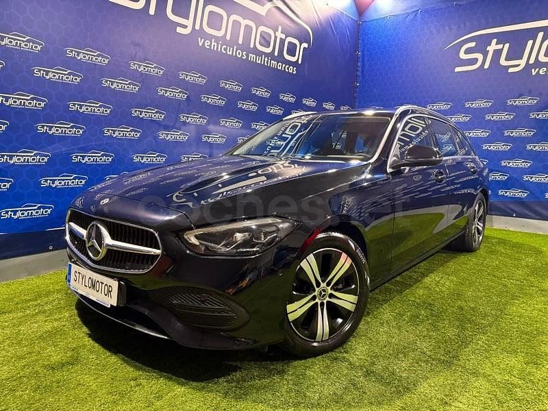 Usado Mercedes C220 200 HP (147 kW) 2022 Preto Carrinha