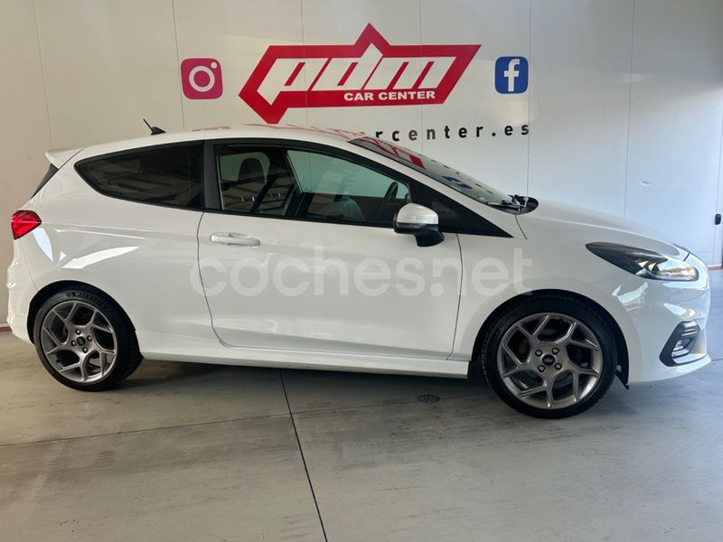 Usado Ford Fiesta ST 200 CV (147 kW) 2019 Blanco Utilitario