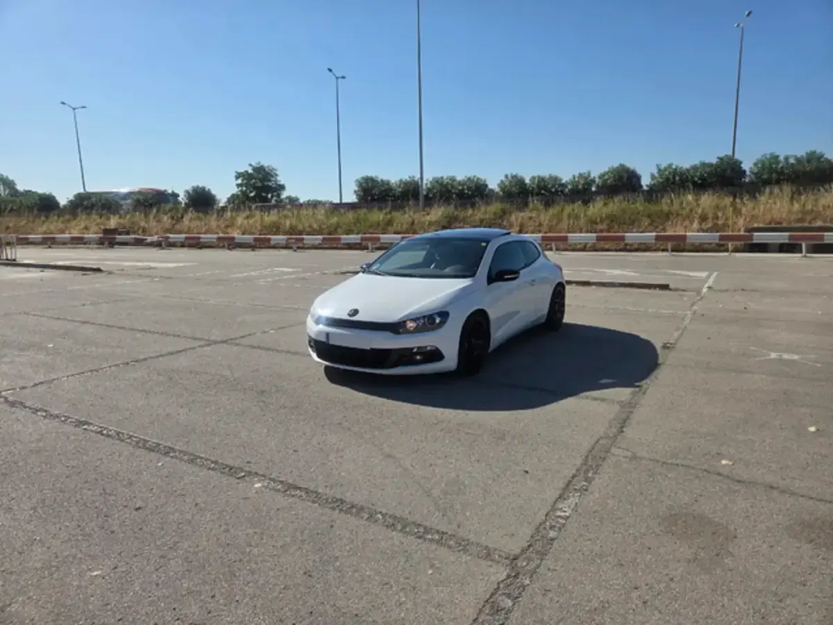 Usado VW Scirocco 200 CV (147 kW) 2009 Blanco Coupe