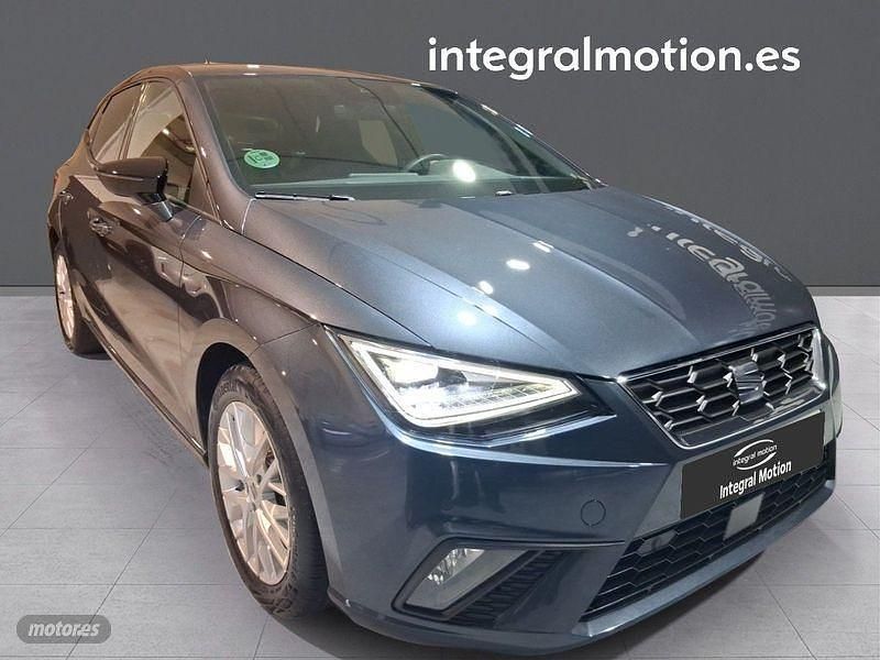 Usado Seat Ibiza FR 115 CV (84 kW) 2025 Varios colores Berlina