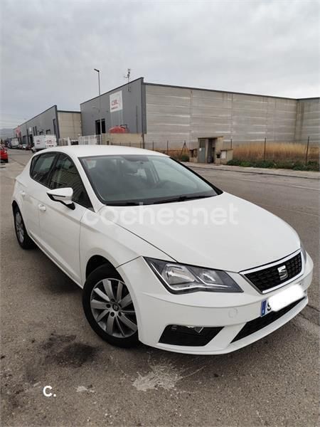 Blanco Usado 2018 Seat Leon Reference Berlina | 9999 € (Buen precio) - Imagen 1/4