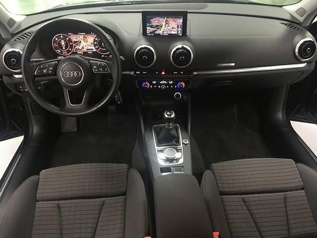 Usado Audi A3 Sport 150 CV (110 kW) 2017 Negro Berlina