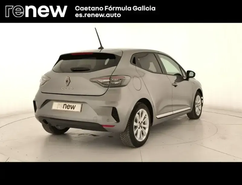 Usado Renault Clio V Evolution 100 CV (73 kW) 2025 Gris Berlina