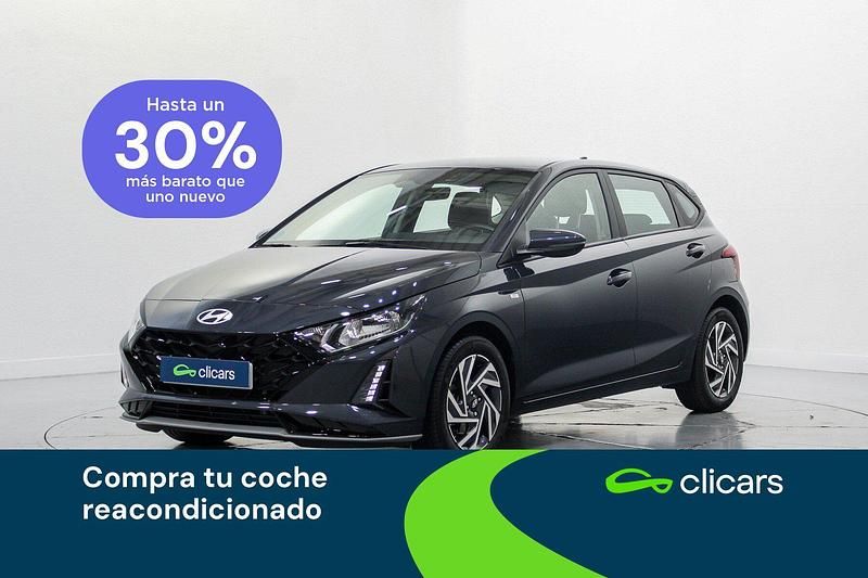Gris Usado 2024 Hyundai i20 Berlina | 18.690 € (Precio justo) - Imagen 1/4