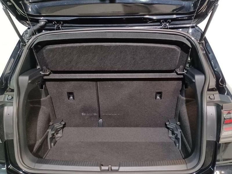 Usado VW T-Cross R-line 116 CV (85 kW) 2024 Negro SUV