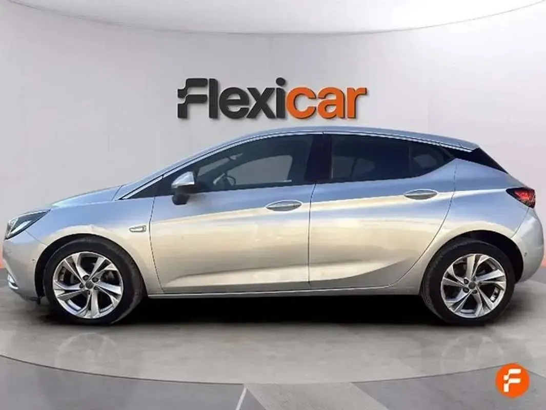 Usado Opel Astra Business 110 CV (80 kW) 2017 Gris Utilitario