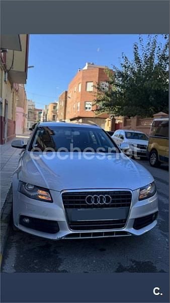 Usado Audi A4 143 CV (105 kW) 2011 Gris / plata Familiar