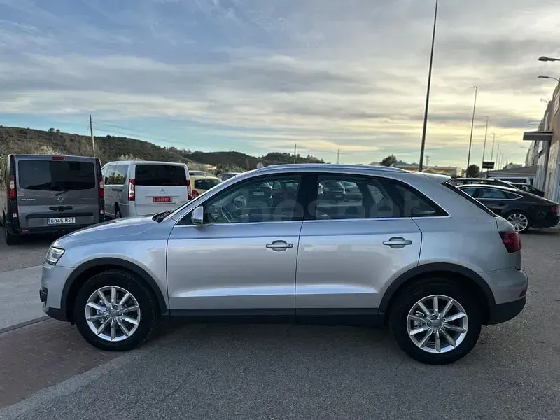 Usado Audi Q3 Attraction 140 CV (102 kW) 2014 Gris / plata SUV