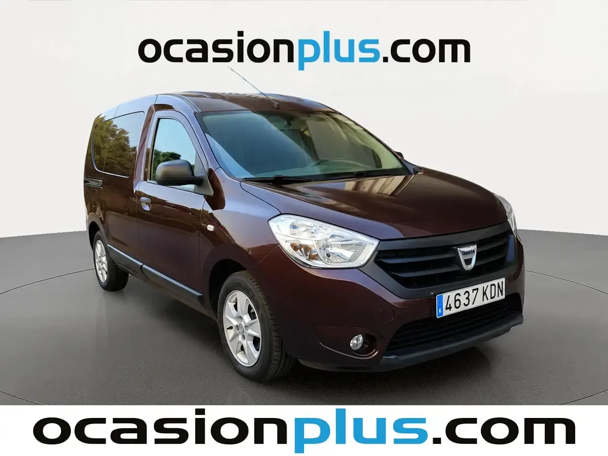 Usado Dacia Dokker Ambiance 90 CV (66 kW) 2017 Marrón Monovolumen