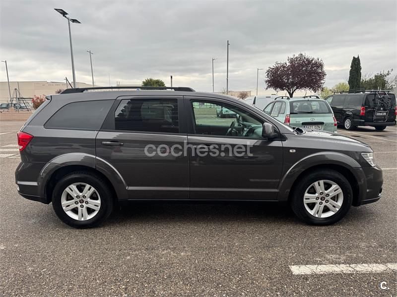 Usado Fiat Freemont Urban 170 CV (125 kW) 2014 Gris / plata SUV