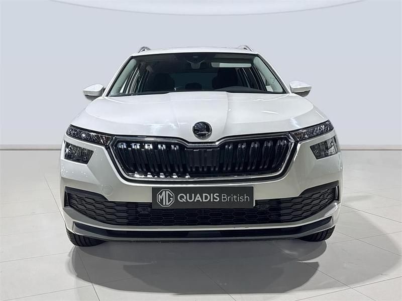 Usado Skoda Kamiq Ambition 110 CV (80 kW) 2022 Blanco SUV