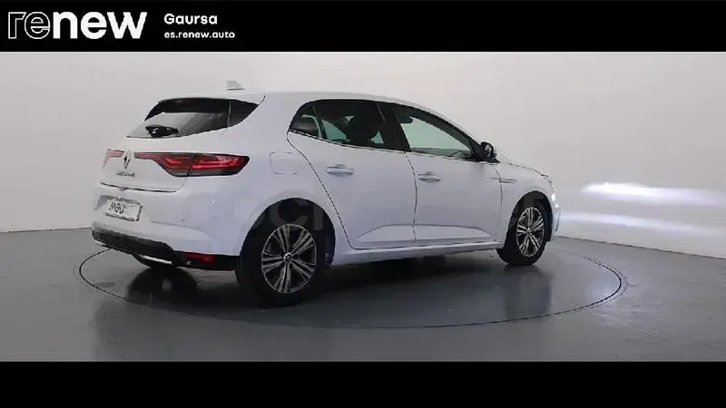 Usado Renault Mégane II Zen 140 CV (102 kW) 2021 Blanco Berlina