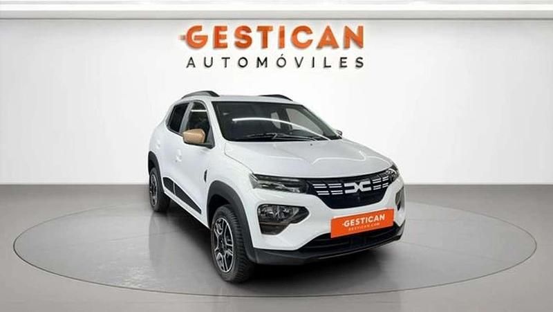 Usado Dacia Spring Extreme 47 kW (65 CV) 2024 Blanco Utilitario