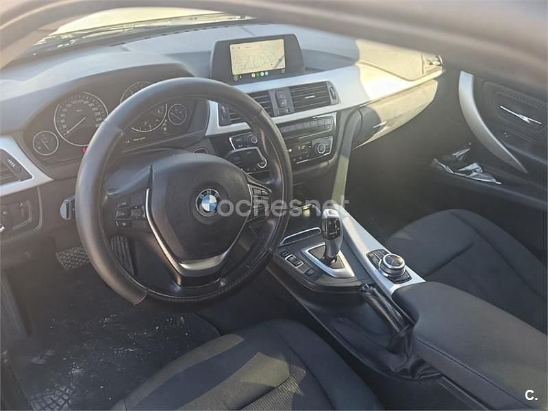 Usado BMW 318 Comfort Edition 150 CV (110 kW) 2017 Blanco Berlina