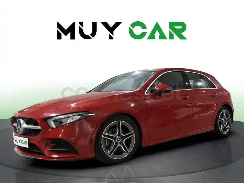 Usado Mercedes A180 116 CV (85 kW) 2019 Rojo Berlina