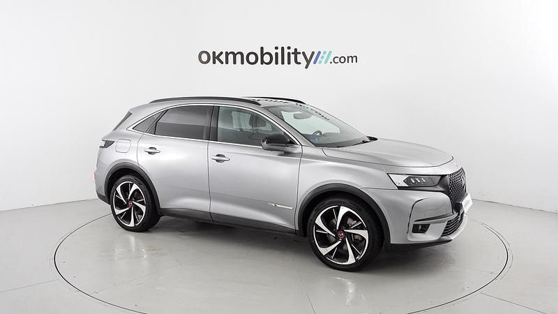Usado DS Automobiles DS7 Crossback Performance Line Plus 300 CV (220 kW) 2022 Gris artense SUV