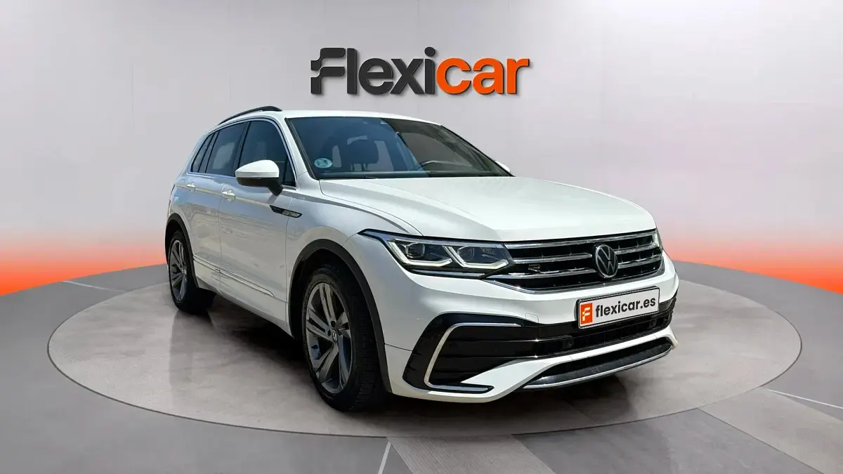 Usado VW Tiguan R-line 150 CV (110 kW) 2023 SUV