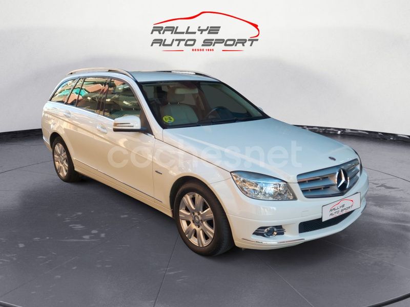 Blanco Usado 2011 Mercedes C200 Avantgarde Familiar | 11.900 € (Precio justo) - Imagen 1/4