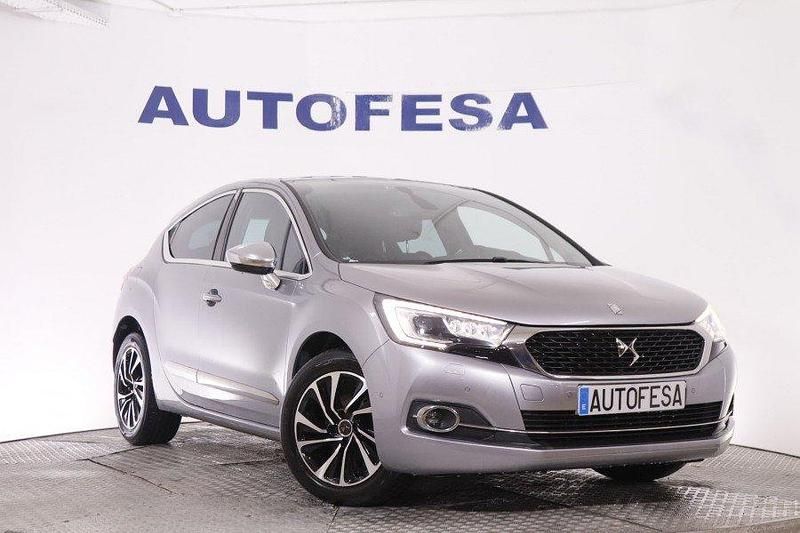 Usado DS Automobiles DS4 So Chic 130 CV (95 kW) 2018 Plata SUV