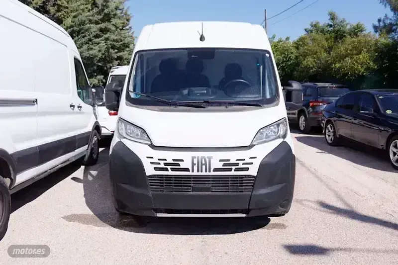 Usado Fiat Ducato 140 CV (102 kW) 2024 Blanco Van