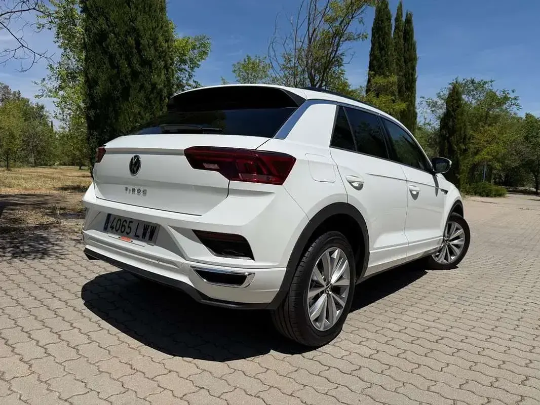 Usado VW T-Roc Advance 110 CV (80 kW) 2022 Blanco SUV