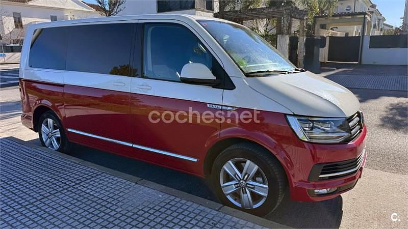 Usado VW Multivan Highline 204 CV (150 kW) 2017 Rojo Monovolumen