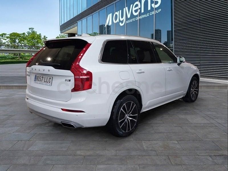 Usado Volvo XC90 Momentum 235 CV (172 kW) 2020 Blanco SUV