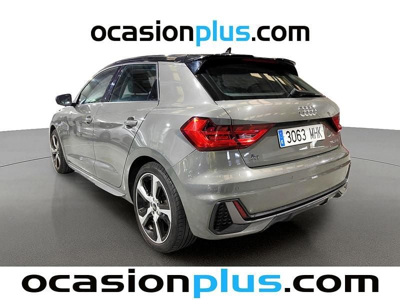 Usado Audi A1 Sportback S-Line 110 CV (80 kW) 2023 Gris Utilitario