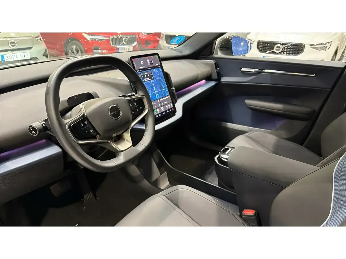 Usado Volvo EX30 Ultra 200 kW (272 CV) 2024 Gris SUV