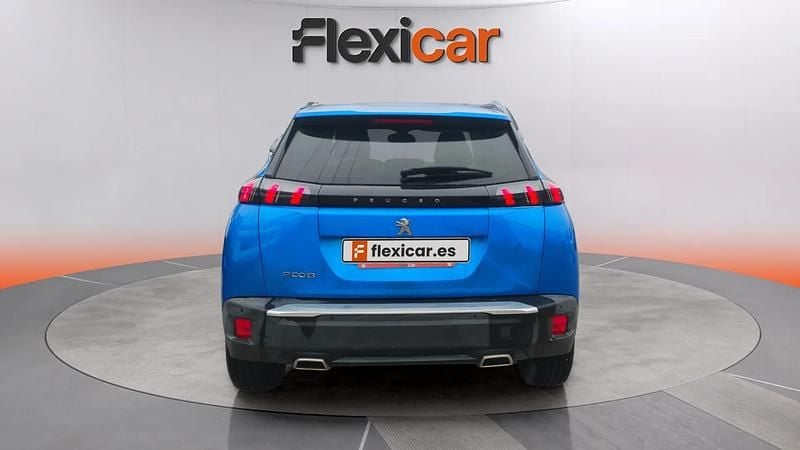 Usado Peugeot 2008 Allure 131 CV (96 kW) 2021 Azul SUV