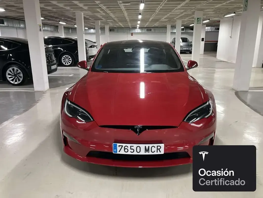 Usado Tesla Model S 492 kW (670 CV) 2022 Rojo Utilitario