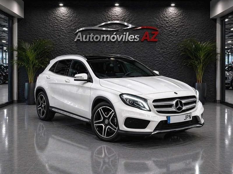 Usado Mercedes GLA220 AMG line 177 CV (130 kW) 2016 Blanco SUV