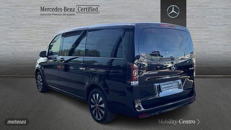 Usado Mercedes Vito 2024 Negro Van