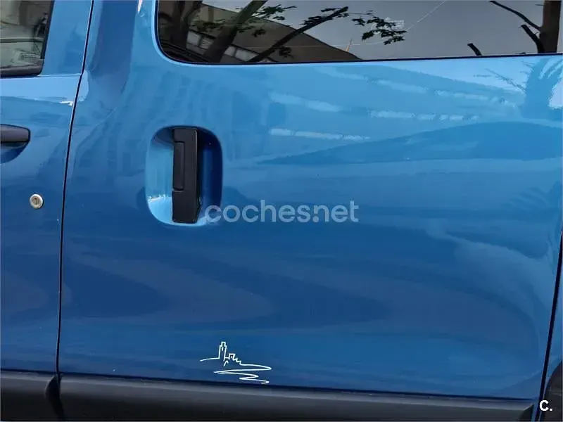 Usado Dacia Dokker 90 CV (66 kW) 2017 Azul Monovolumen