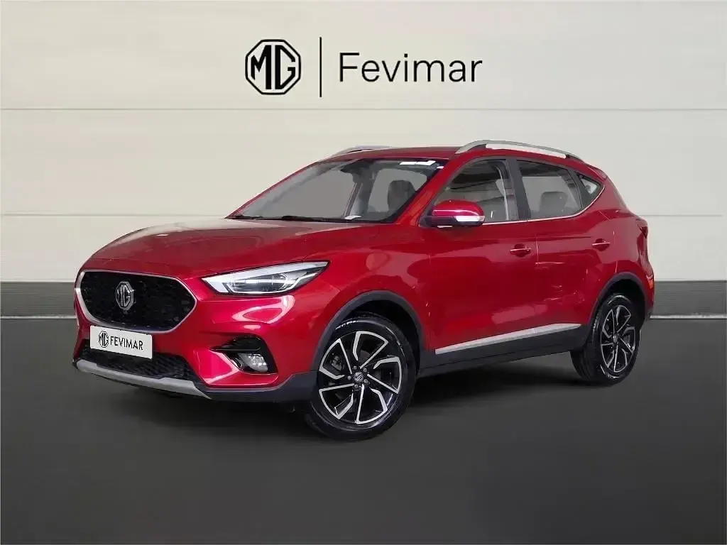 Usado MG ZS Luxury 111 CV (81 kW) 2025 Rojo SUV