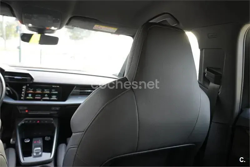 Usado Audi A3 S-Line 150 CV (110 kW) 2021 Gris / plata Berlina