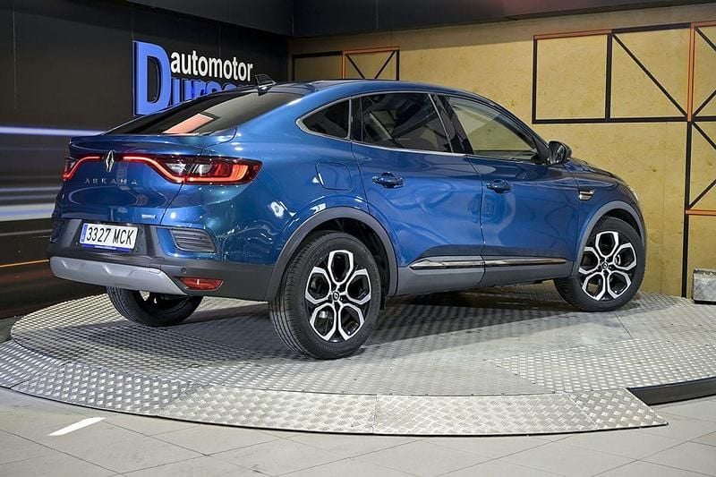 Usado Renault Arkana Zen 145 CV (106 kW) 2022 Azul SUV