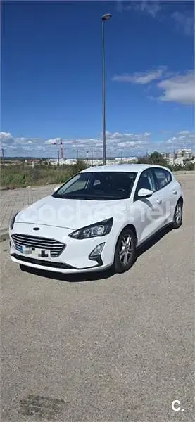 Usado Ford Focus Trend 95 CV (69 kW) 2022 Blanco Berlina