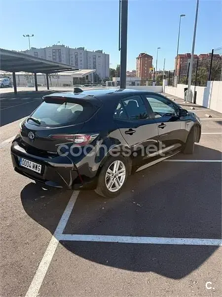 Usado Toyota Corolla Business Edition 122 CV (89 kW) 2021 Negro Berlina
