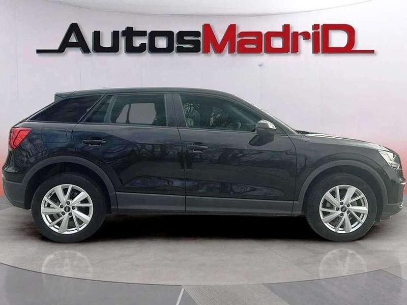 Usado Audi Q2 Advanced Plus 116 CV (85 kW) 2020 Negro SUV
