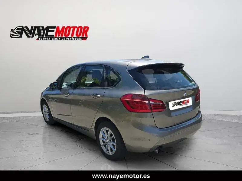 Usado BMW 218 136 CV (100 kW) 2015 Gris / plata Familiar