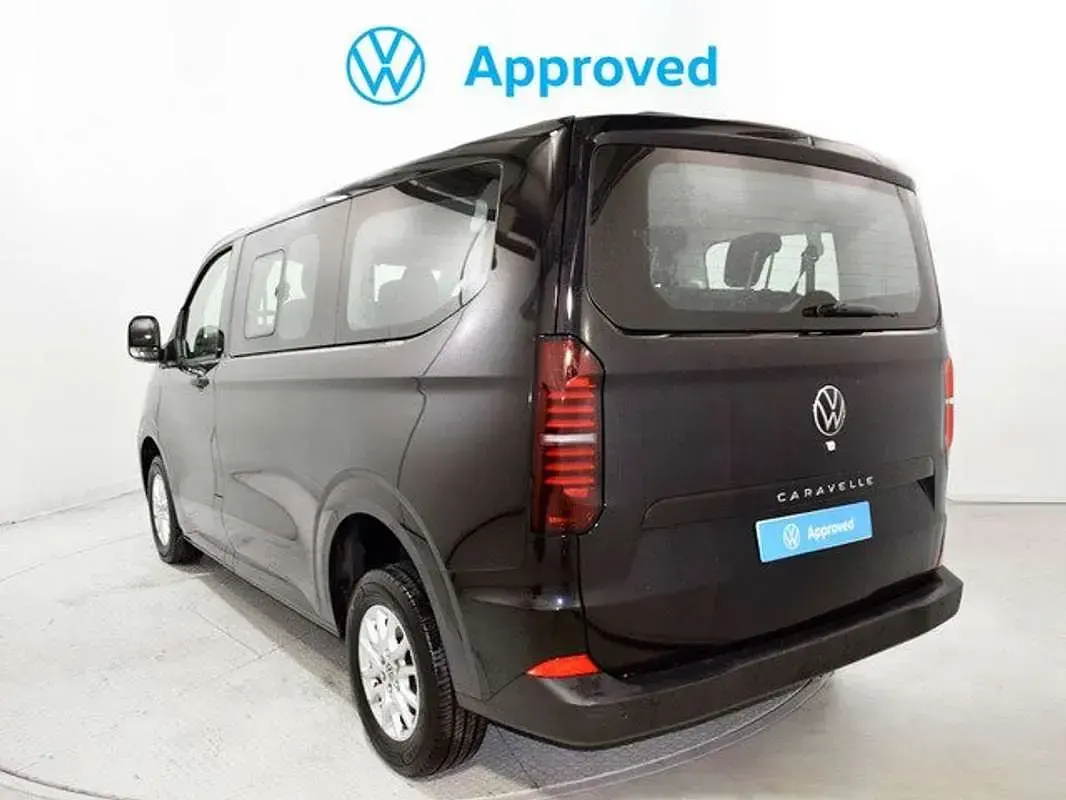 Käytetty VW Caravelle 150 HP (110 kW) 2025 Musta Van