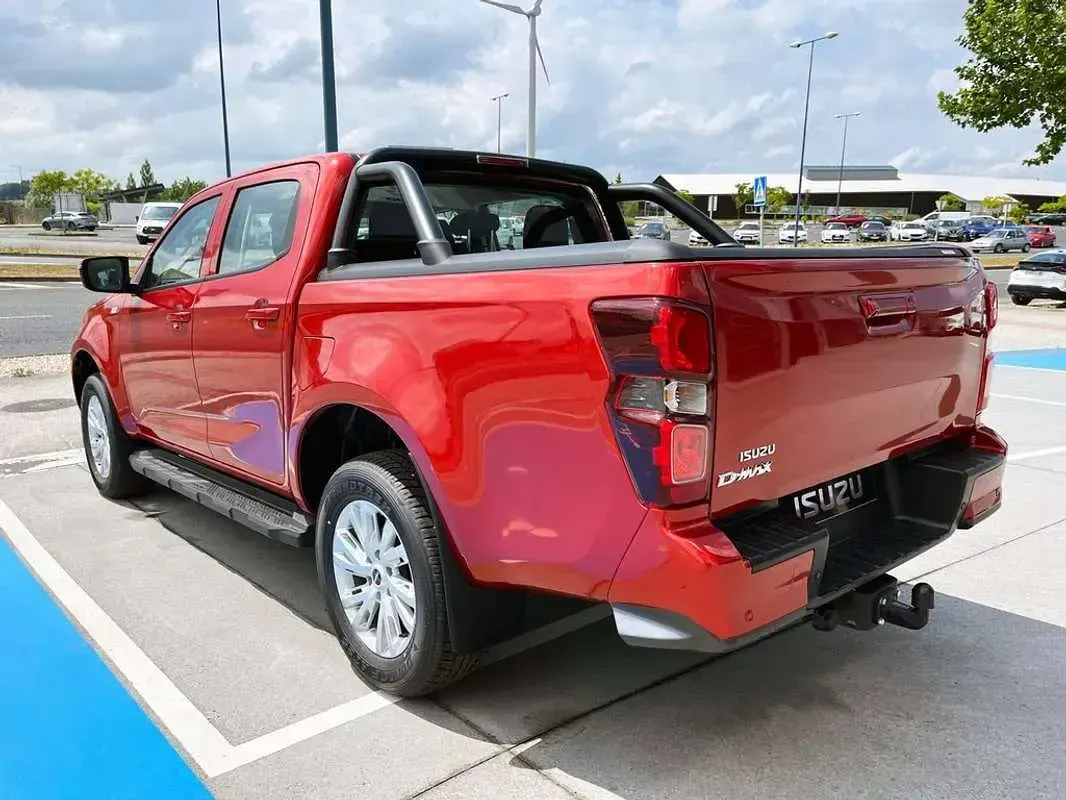 Nuevo Isuzu D-Max 162 CV (119 kW) 2026 Naranja Pickup/Camioneta