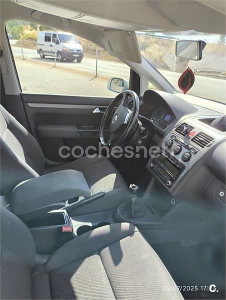 Gris / plata Usado 2009 VW Touran Monovolumen | 4500 € (Super precio) - Imagen 1/4
